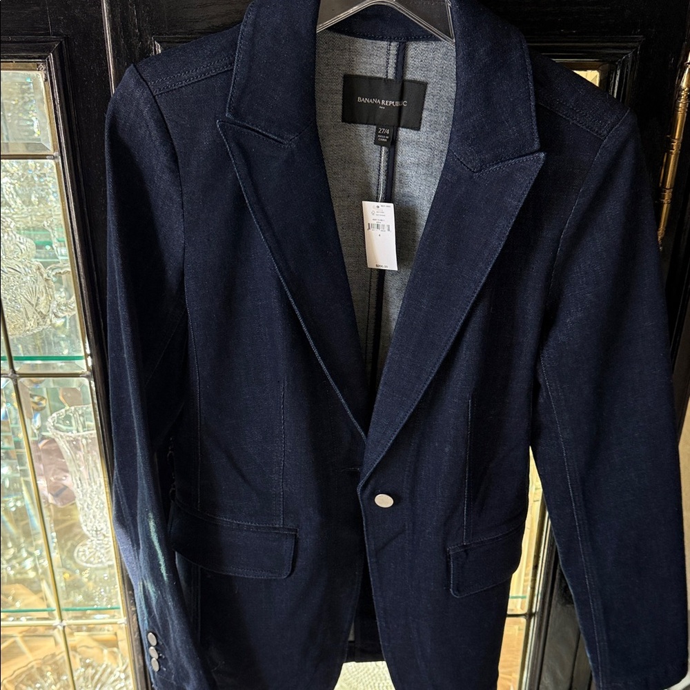 Banana Republic women’s Dark Blue Denim Blazer